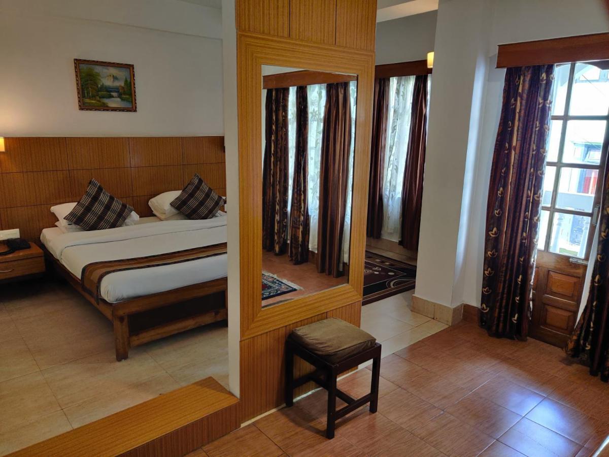 Hotel Tarayana Gangtok Ngoại thất bức ảnh
