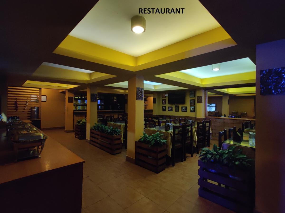 Hotel Tarayana Gangtok Ngoại thất bức ảnh